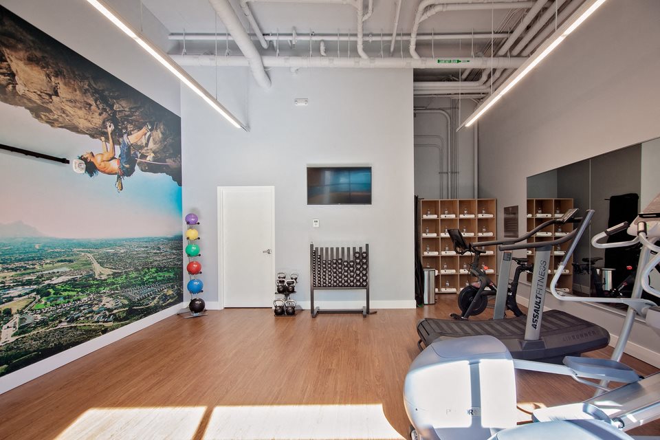 Lower Queen Anne Apartments Clarendon Seattle